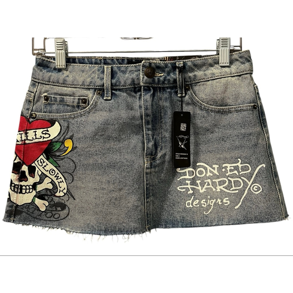 Ed Hardy NWT Love Kills Slowly Size Small Denim Jean Mini Skirt Skull Heart Blue - Picture 2 of 10